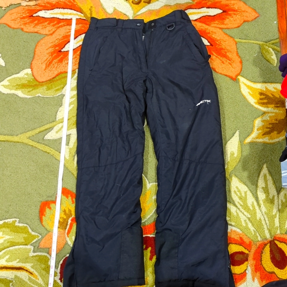 Snow pants